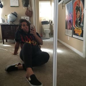 Meet your Posher, Brooke